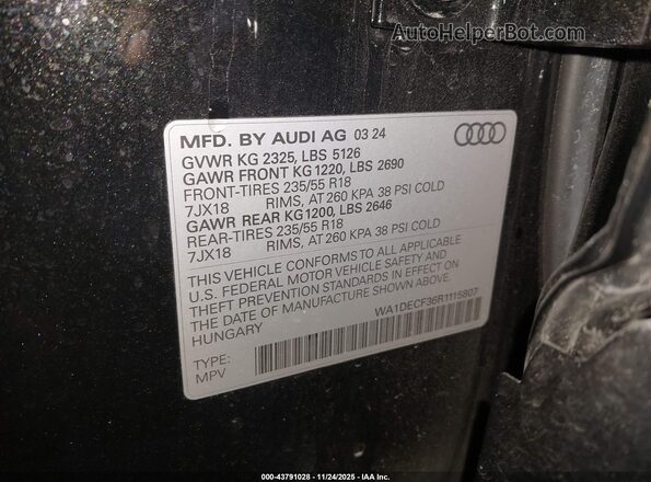 WA1DECF36R1115807 2024 AUDI Q3 Black ძრავის განყოფილების ხედი