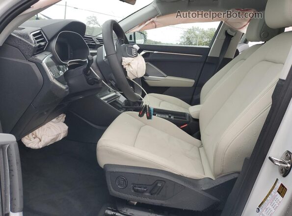 WA1DECF36S1075511 2025 AUDI Q3 White Vista interior delantera