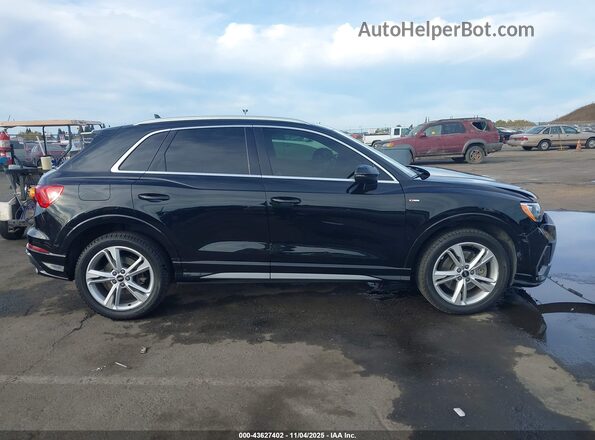 WA1DECF37M1140868 2021 AUDI Q3 Black Vista interior trasera