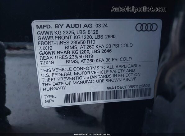 WA1DECF39R1125800 2024 AUDI Q3 Black 