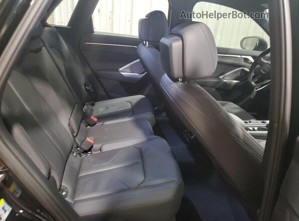 WA1DECF3XM1013998 2021 AUDI Q3 Black Вид задніх сидінь