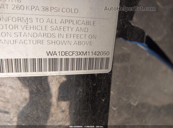 WA1DECF3XM1142050 2021 AUDI Q3 Black Widok komory silnika