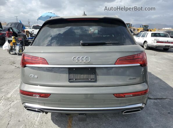 WA1E2AFY2R2115469 2024 AUDI Q5 Gray Widok z tyłu