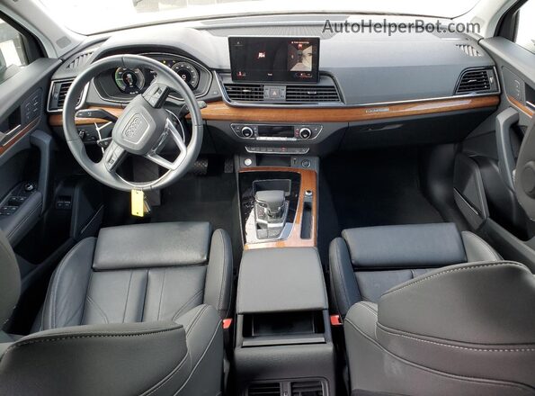 WA1E2AFY2R2115469 2024 AUDI Q5 Gray Widok deski rozdzielczej