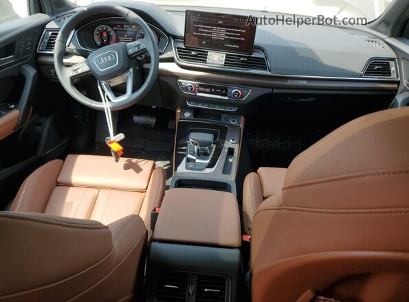 WA1EAAFY8S2013523 2025 AUDI Q5 Black Առջևի վահանակի տեսք