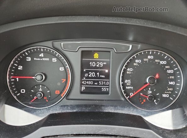 WA1ECCFS9JR014669 2018 AUDI Q3 Синий Вид щитка приборов