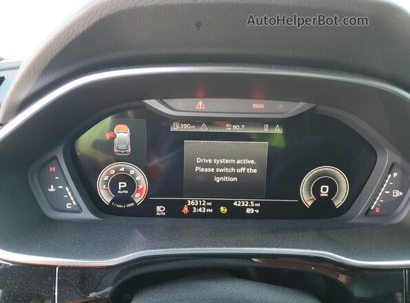WA1EECF32P1078613 2023 AUDI Q3 Gray Vista del cuadro de instrumentos