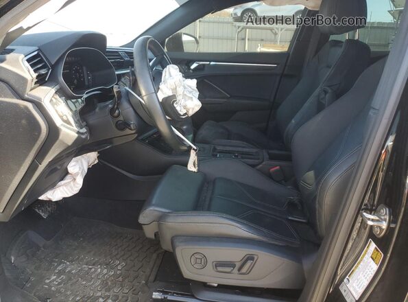 WA1EECF32R1031262 2024 AUDI Q3 Black 