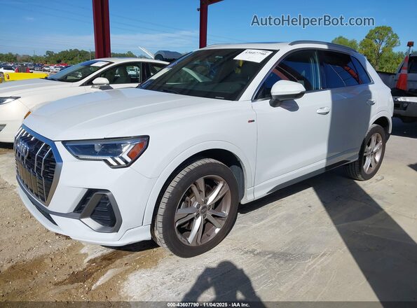 WA1EECF34K1085216 2019 AUDI Q3 White Առջևի ձախ երեք քառորդ տեսարան
