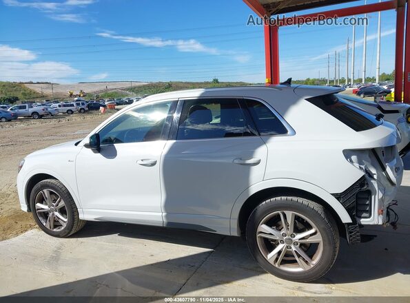 WA1EECF34K1085216 2019 AUDI Q3 White 