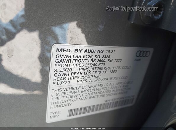 WA1EECF36N1035258 2022 AUDI Q3 Gray Շարժիչի բաժամունքի տեսք