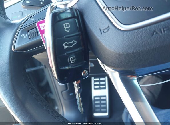WA1EECF36N1035258 2022 AUDI Q3 Gray Առջևի վահանակի տեսք