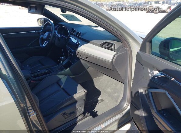 WA1EECF36N1035258 2022 AUDI Q3 Gray Սալոնի դիմացի տեսք