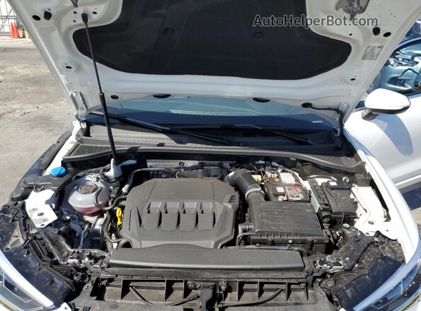 WA1EECF38R1206047 2024 AUDI Q3 White Vista del compartimento del motor