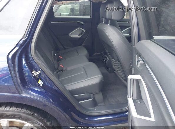 WA1EECF3XM1090794 2021 AUDI Q3 Blue Vista de la etiqueta del VIN