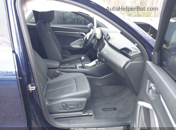 WA1EECF3XM1090794 2021 AUDI Q3 Blue Vista interior delantera