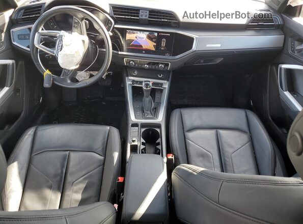 WA1EECF3XM1152209 2021 AUDI Q3 Red Vista del salpicadero