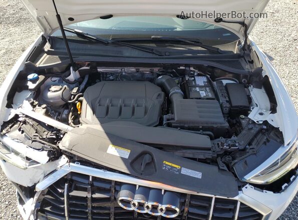 WA1EEDF34S1037947 2025 AUDI Q3 White Вид підкапотного простору