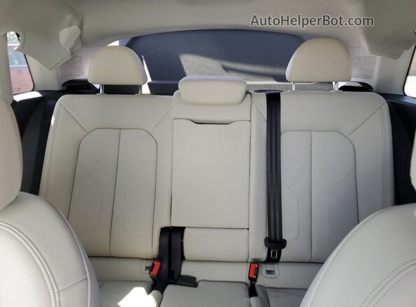 WA1EEDF34S1037947 2025 AUDI Q3 White Вид задніх сидінь