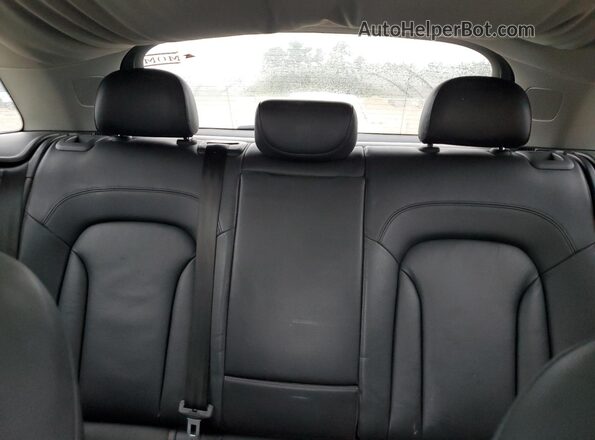 WA1EFCFS2GR020586 2016 AUDI Q3 Black Vista de los asientos traseros