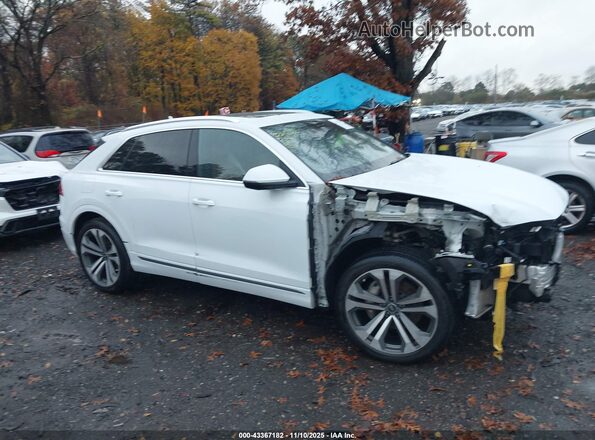 WA1EVAF10MD016740 2021 AUDI Q8 White Вид задньої частини салону
