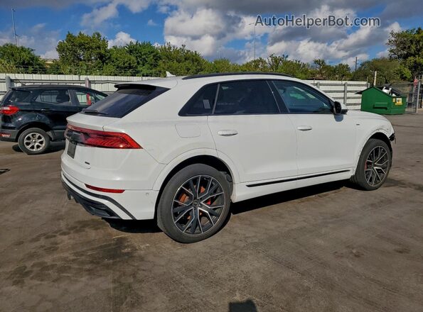 WA1EVAF13MD042409 2021 AUDI Q8 White Trasero derecho