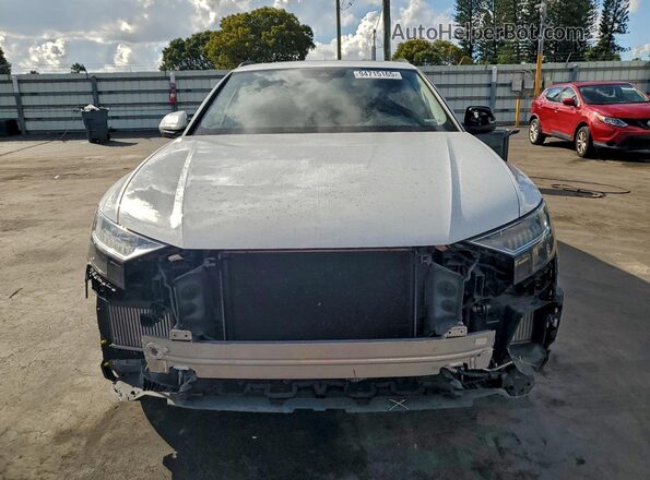 WA1EVAF13MD042409 2021 AUDI Q8 White Vista frontal
