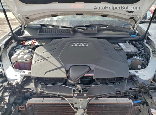 WA1EVAF13MD042409 2021 AUDI Q8 White Vista del compartimento del motor