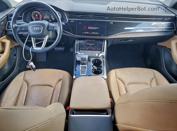 WA1EVAF13MD042409 2021 AUDI Q8 White Vista del salpicadero