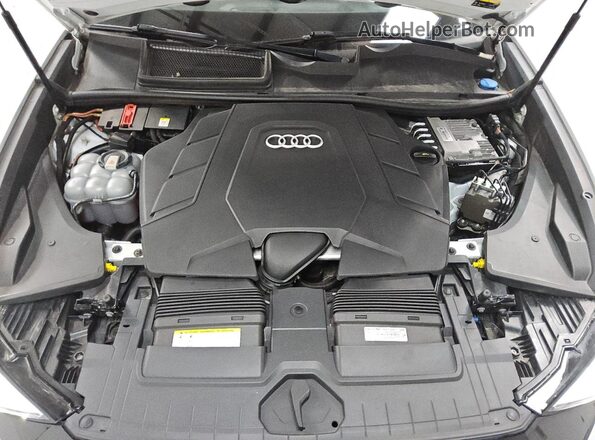 WA1EVAF16MD003474 2021 AUDI Q8 White Widok komory silnika
