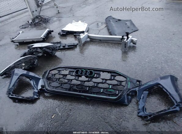 WA1EVBF18SD012678 2025 AUDI Q8 Dark Blue Սարքավորումների վահանակի տեսք