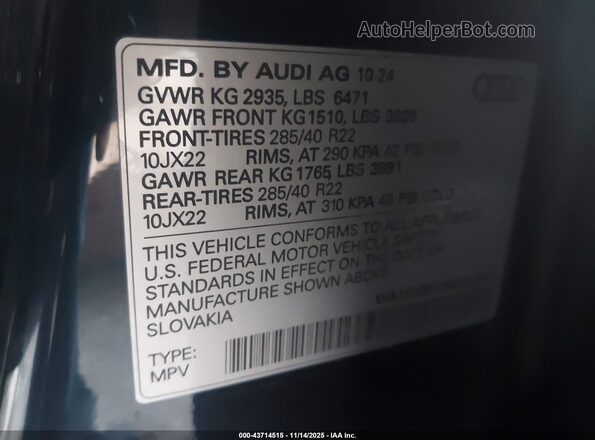 WA1EVBF18SD012678 2025 AUDI Q8 Dark Blue Շարժիչի բաժամունքի տեսք