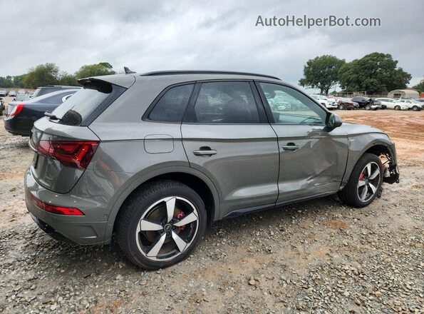 WA1FAAFY8R2015108 2024 AUDI Q5 Зеленый Задняя правая четверть