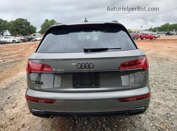 WA1FAAFY8R2015108 2024 AUDI Q5 Зеленый Вид сзади
