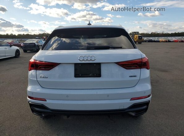 WA1FECF34K1067660 2019 AUDI Q3 White Vista trasera