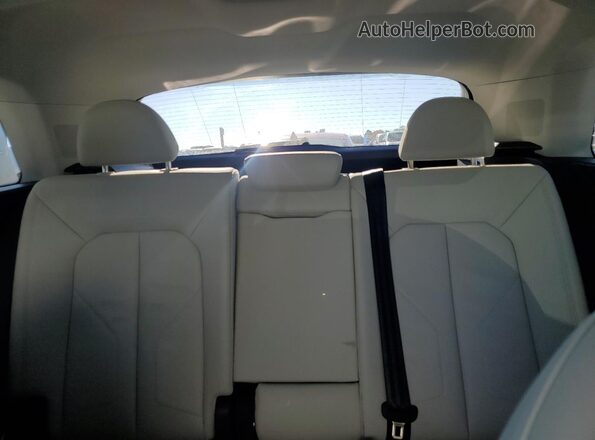 WA1FECF3XK1074564 2019 AUDI Q3 White Հետևի նստատեղերի տեսք