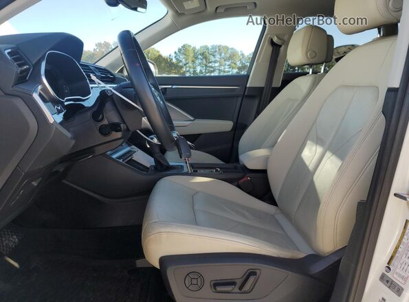 WA1FECF3XK1074564 2019 AUDI Q3 White Սալոնի դիմացի տեսք