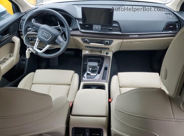 WA1G2AFY5S2026168 2025 AUDI Q5 White Dashboard view