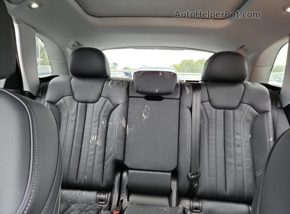 WA1GAAFY4R2034775 2024 AUDI Q5 Gray Вид задніх сидінь