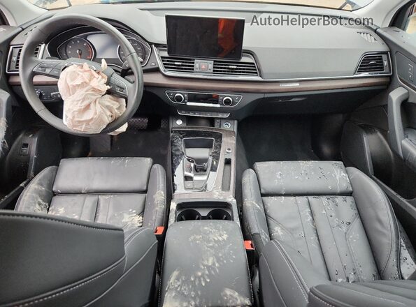 WA1GAAFY4R2034775 2024 AUDI Q5 Gray Вид панелі приладів