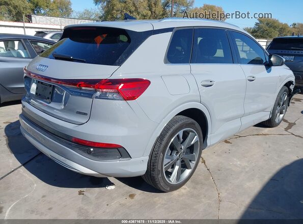 WA1H2BFZ6NP052952 2022 AUDI Q4 Gray Trasero derecho