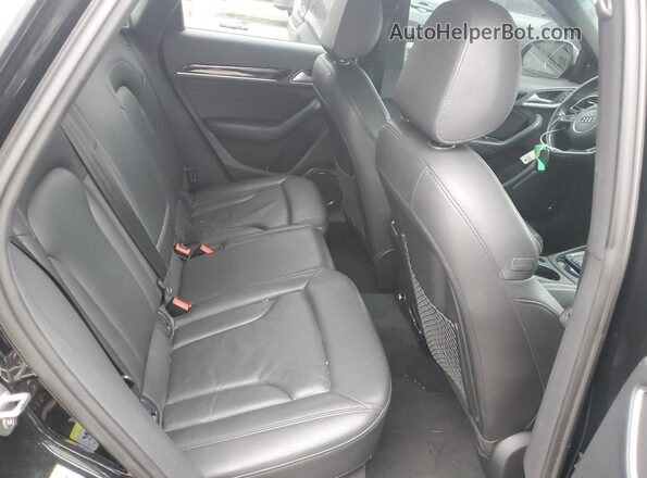 WA1JCCFS9JR027713 2018 AUDI Q3 Black 