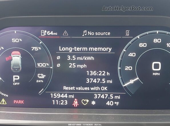 WA1KUBFZ2RP063694 2024 AUDI Q4 Black Հետևի նստատեղերի տեսք
