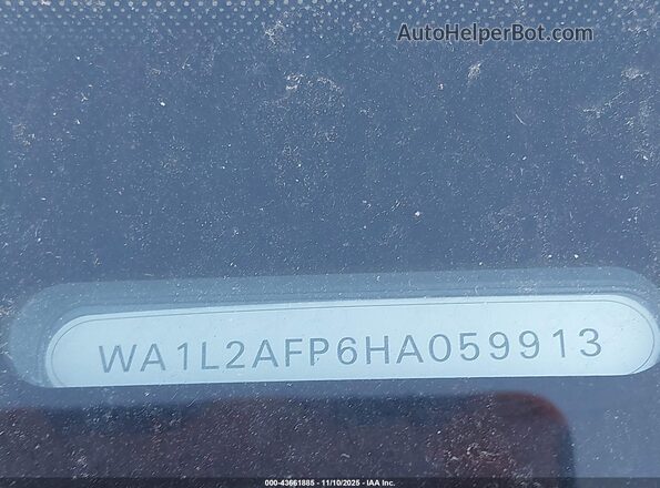 WA1L2AFP6HA059913 2017 AUDI Q5 White Engine compartment view