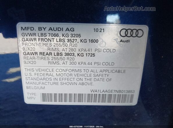 WA1LAAGE7NB013853 2022 AUDI E-TRON Navy Вид підкапотного простору