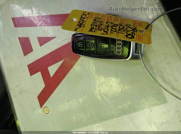 WA1LAAGE9MB024822 2021 AUDI E-TRON White Widok deski rozdzielczej