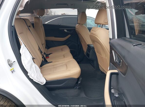 WA1LCBF7XSD001327 2025 AUDI Q7 White VIN sticker view