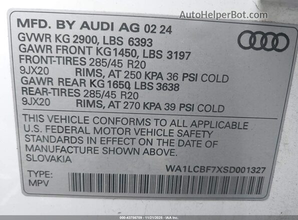 WA1LCBF7XSD001327 2025 AUDI Q7 White Engine compartment view