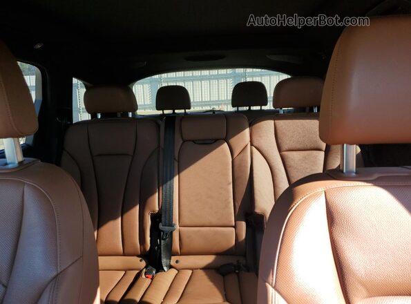 WA1LJBF70ND014503 2022 AUDI Q7 White Rear seats view