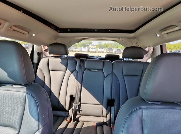 WA1LXBF74PD018121 2023 AUDI Q7 Black Vista de los asientos traseros